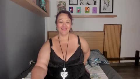 megan_dreams1 online show from 16, 2, 2025
