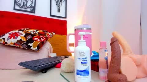 Megan online show from 14, 2, 2025