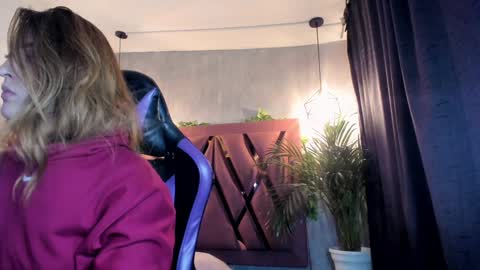    online show from 31, 12, 2024