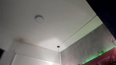    online show from 16, 1, 2025