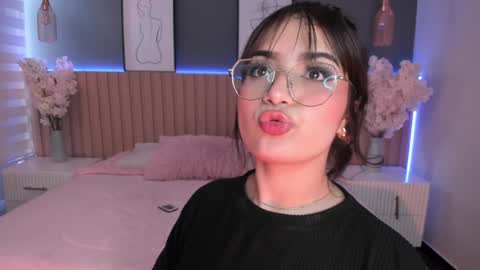     online show from 4, 2, 2025