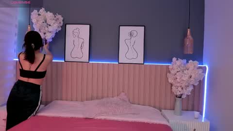     online show from 11, 2, 2025