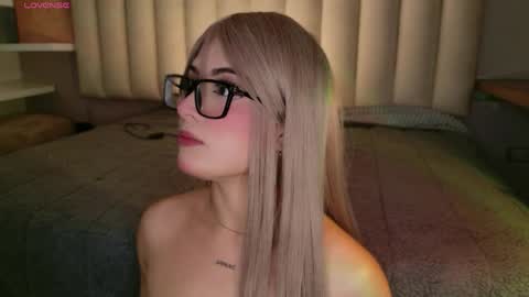     online show from 8, 4, 2026