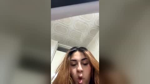                 Laura                 online show from 4, 7, 2026