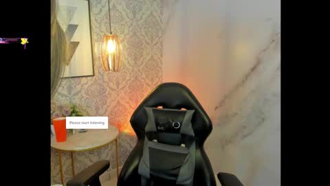 Snapshot of megan_slu chatting on 3, 10, 2025 Megan Schedule 7 am to 200 pm GMT-5 online show from 3, 10, 2025