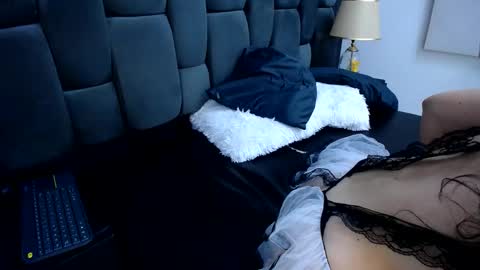 Snapshot of megan_sweet_1 chatting on 28, 1, 2025 megan_sweet_1 online show from 28, 1, 2025