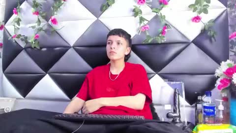 Snapshot of megan_thompsonn_ chatting on 28, 11, 2025 megan_thompsonn_ online show from 28, 11, 2025