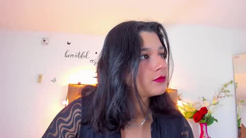 megan white 01  online show from 16, 9, 2025