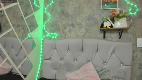 Megan online show from 10, 9, 2025