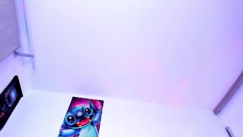 Megan  online show from 23, 4, 2026