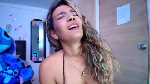 M E G A N   online show from 21, 4, 2026