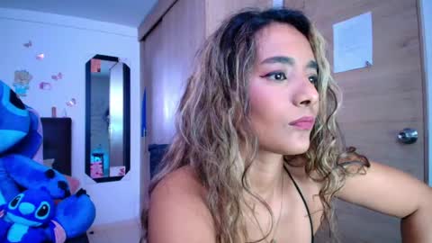 M E G A N   online show from 21, 4, 2026