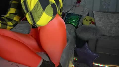 Nicki--------- Welcome to my Room online show from 29, 11, 2025