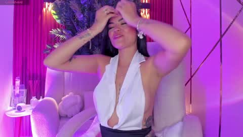 Snapshot of meganfox9 chatting on 20, 5, 2026 Megan Nice to meet you online show from 20, 5, 2026