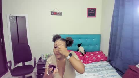 megan        online show from 19, 2, 2025