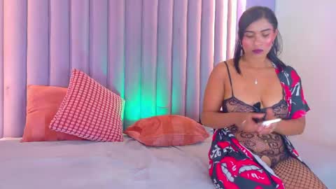 Snapshot of meganlovee__ chatting on 10, 6, 2026 MEGAN online show from 10, 6, 2026