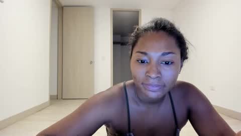 Snapshot of meganmir1 chatting on 16, 1, 2025 meganmir1 online show from 16, 1, 2025