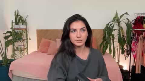 Snapshot of meganmistakes chatting on 21, 12, 2025 Megan Mistakes online show from 21, 12, 2025