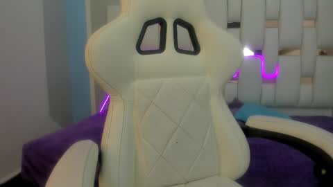 Megan Queen online show from 6, 2, 2026