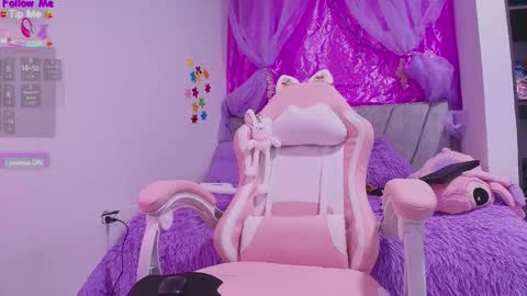 Snapshot of meganrouss7 chatting on 13, 11, 2025 Megan online show from 13, 11, 2025