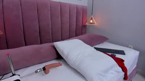 Megan  online show from 29, 1, 2025