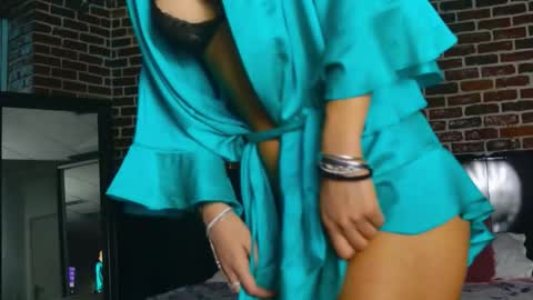 Snapshot of megansin_ chatting on 7, 10, 2025 Megan online show from 7, 10, 2025