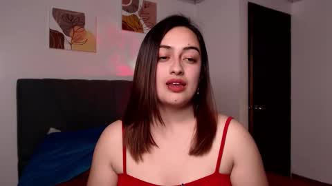 Snapshot of megansnow_ chatting on 15, 10, 2025 MEGAN online show from 15, 10, 2025