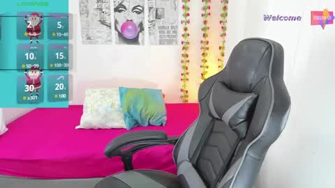 MEGAN  online show from 30, 12, 2024