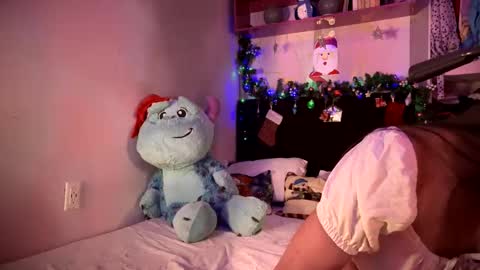 Snapshot of meganthompsonn chatting on 22, 12, 2024 Megan online show from 22, 12, 2024