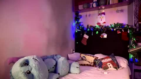 Snapshot of meganthompsonn chatting on 24, 12, 2024 Megan online show from 24, 12, 2024