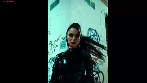 Megan online show from 21, 11, 2025