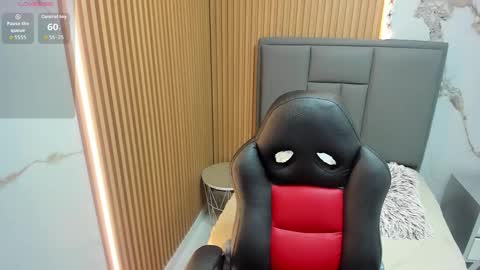 M E G A N  online show from 11, 11, 2025