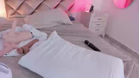 M E G A R A online show from 7, 1, 2025