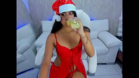 Snapshot of meggan_07 chatting on 10, 12, 2024 meggan online show from 10, 12, 2024