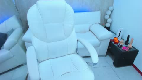 Snapshot of meggan_07 chatting on 19, 1, 2025 meggan online show from 19, 1, 2025