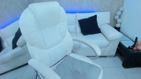 Snapshot of meggan_07 chatting on 25, 2, 2025 meggan online show from 25, 2, 2025