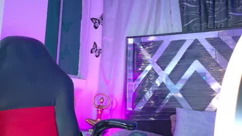 Snapshot of meggan_07 chatting on 1, 3, 2026 meggan online show from 1, 3, 2026