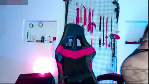 Snapshot of meggan_greey chatting on 29, 12, 2024 Your best slave  online show from 29, 12, 2024