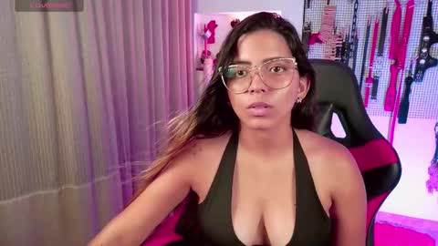 Snapshot of meggan_greey chatting on 17, 9, 2025 Your best slave  online show from 17, 9, 2025