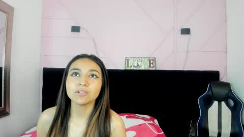 Snapshot of meggannfoxx chatting on 20, 9, 2025 MeggannFoxx online show from 20, 9, 2025