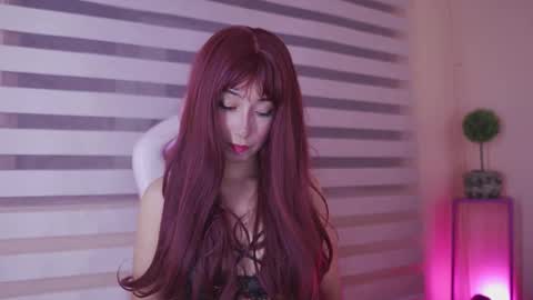 Meggie 1J online show from 3, 12, 2025