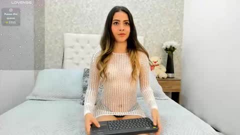 Snapshot of meghansamuels chatting on 24, 10, 2025 meghansamuels online show from 24, 10, 2025