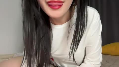 Snapshot of mei_fei_wan chatting on 23, 5, 2026 Mei online show from 23, 5, 2026
