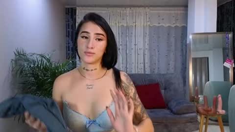 Snapshot of mei_naughtycat chatting on 4, 3, 2025 Mei online show from 4, 3, 2025