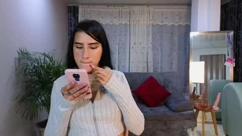 Snapshot of mei_naughtycat chatting on 5, 3, 2025 Mei online show from 5, 3, 2025