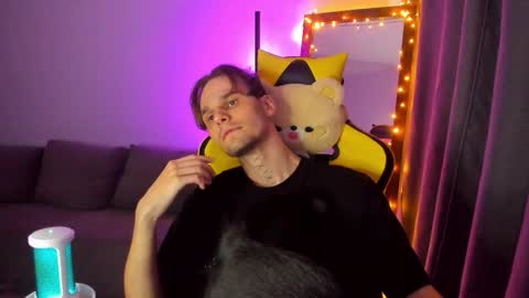 Snapshot of mel_kallen chatting on 22, 9, 2025 MelKallen online show from 22, 9, 2025