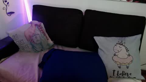 Snapshot of mel_raise chatting on 4, 2, 2025 mel raise online show from 4, 2, 2025