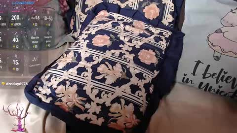 Snapshot of mel_raise chatting on 9, 2, 2025 mel raise online show from 9, 2, 2025