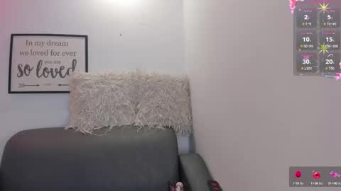 Snapshot of melan_owen chatting on 5, 10, 2025 melan_owen online show from 5, 10, 2025