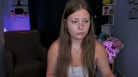Snapshot of melani_bumm chatting on 9, 9, 2025 melani_bumm online show from 9, 9, 2025